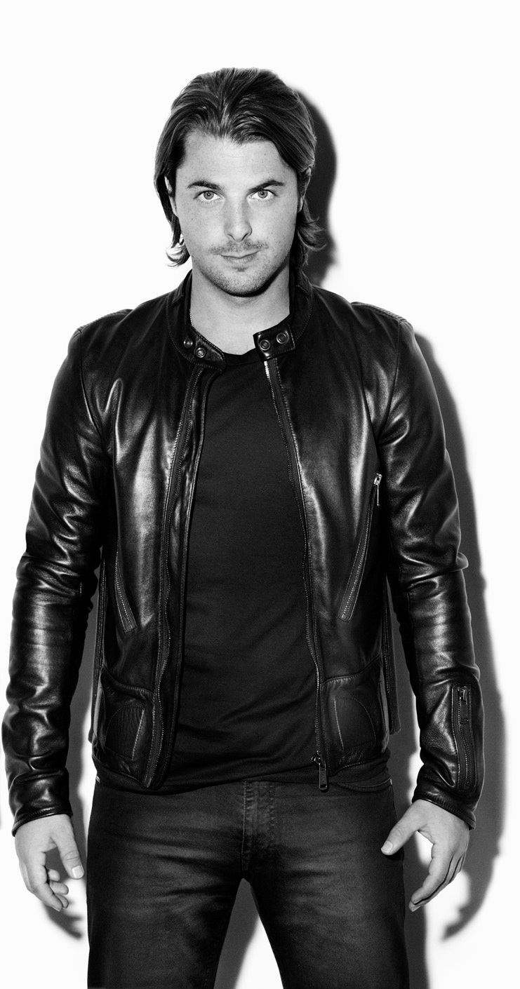 Axwell