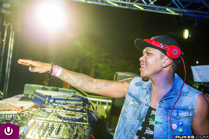 amfora 074