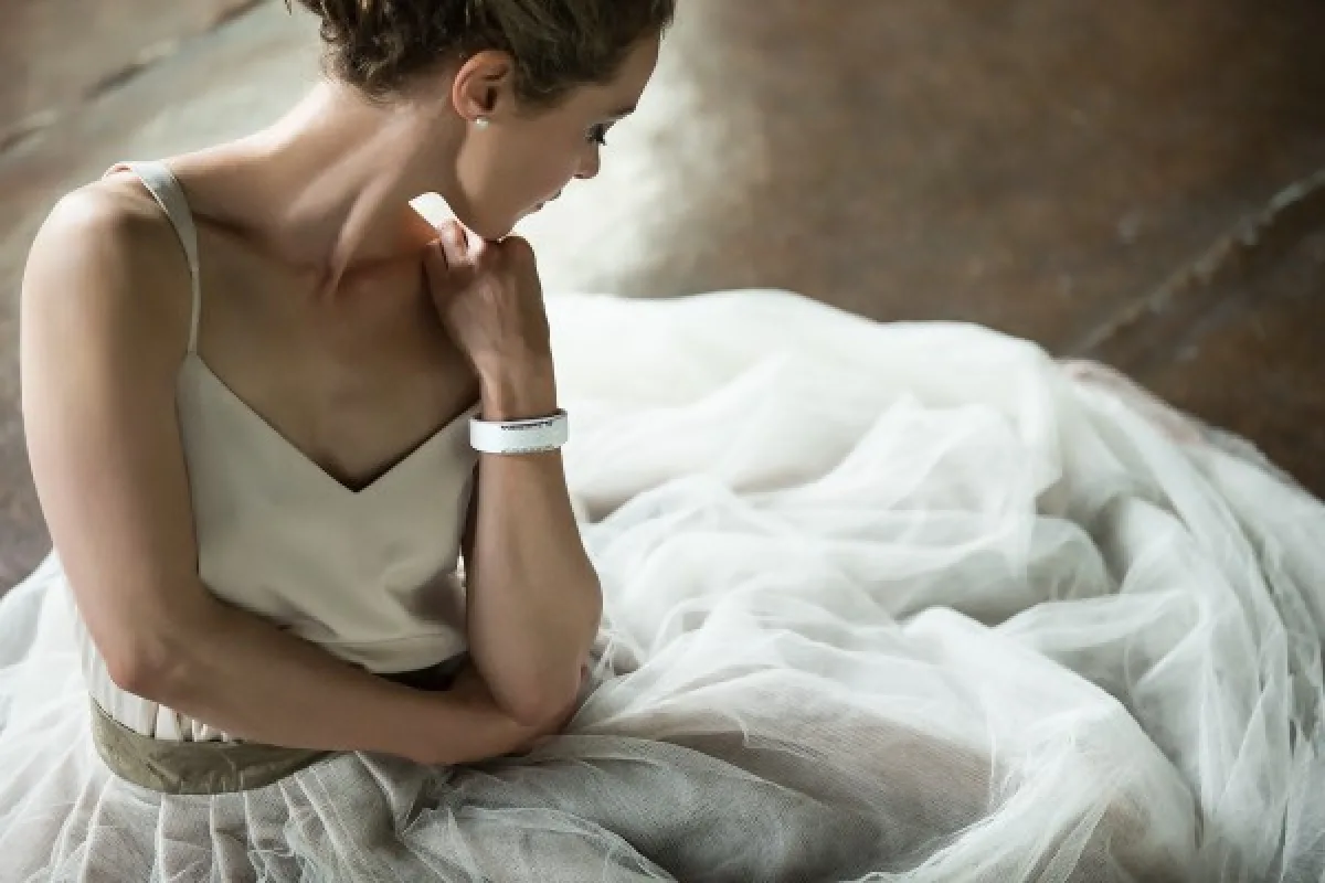 Polar Fuses Fitness and Fashion in Their Latest Activity Tracking Bracelet, the Polar Loop Crystal