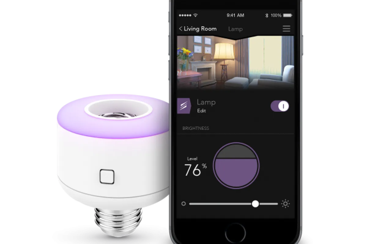 New iDevices Socket Transforms Ordinary Lights Into Connected Lights