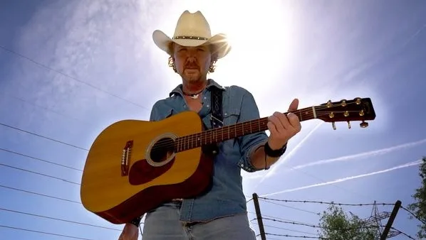 HOYT HUGHES–Emerging Country Artist–Partners With Digitalrodeo.Com To Premiere Video For “Let It Rain”