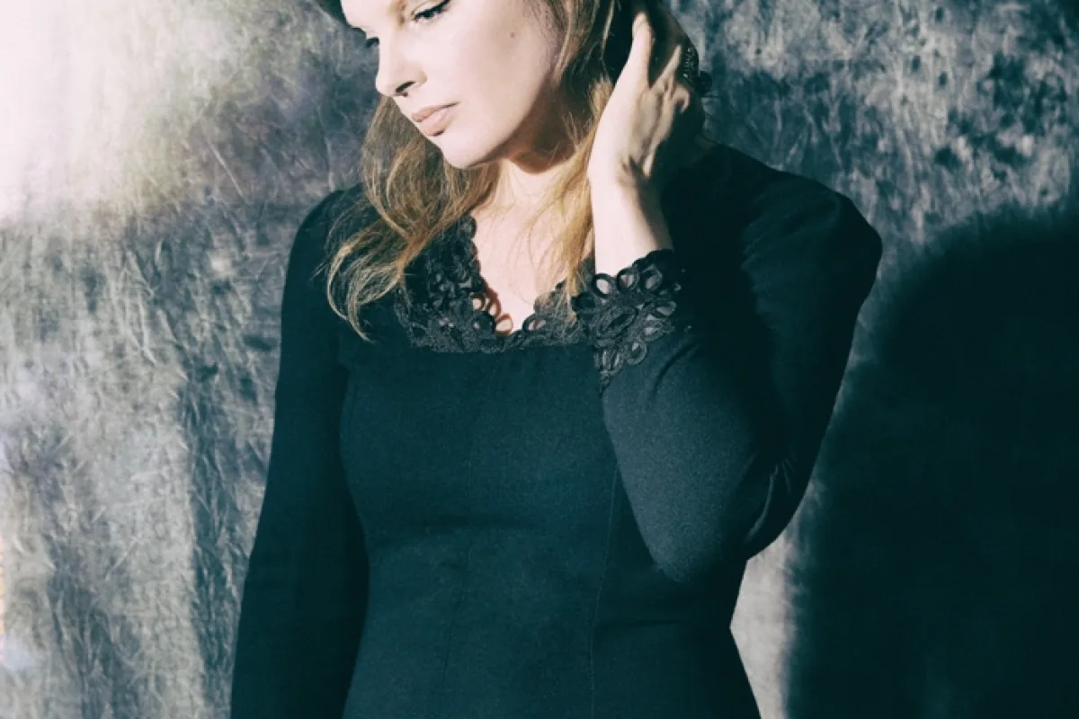 Tune-In To Watch: Miranda Lee Richards Live At Paste Magazine Studios In New York