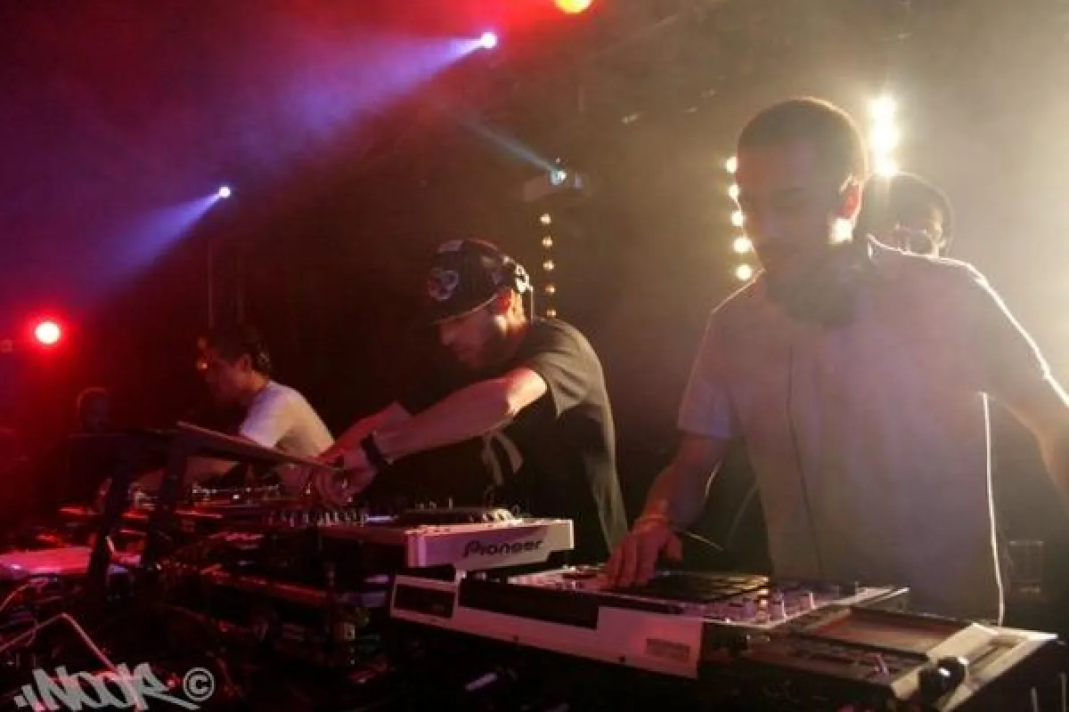 Dirtyphonics Live @ Jungle Juice