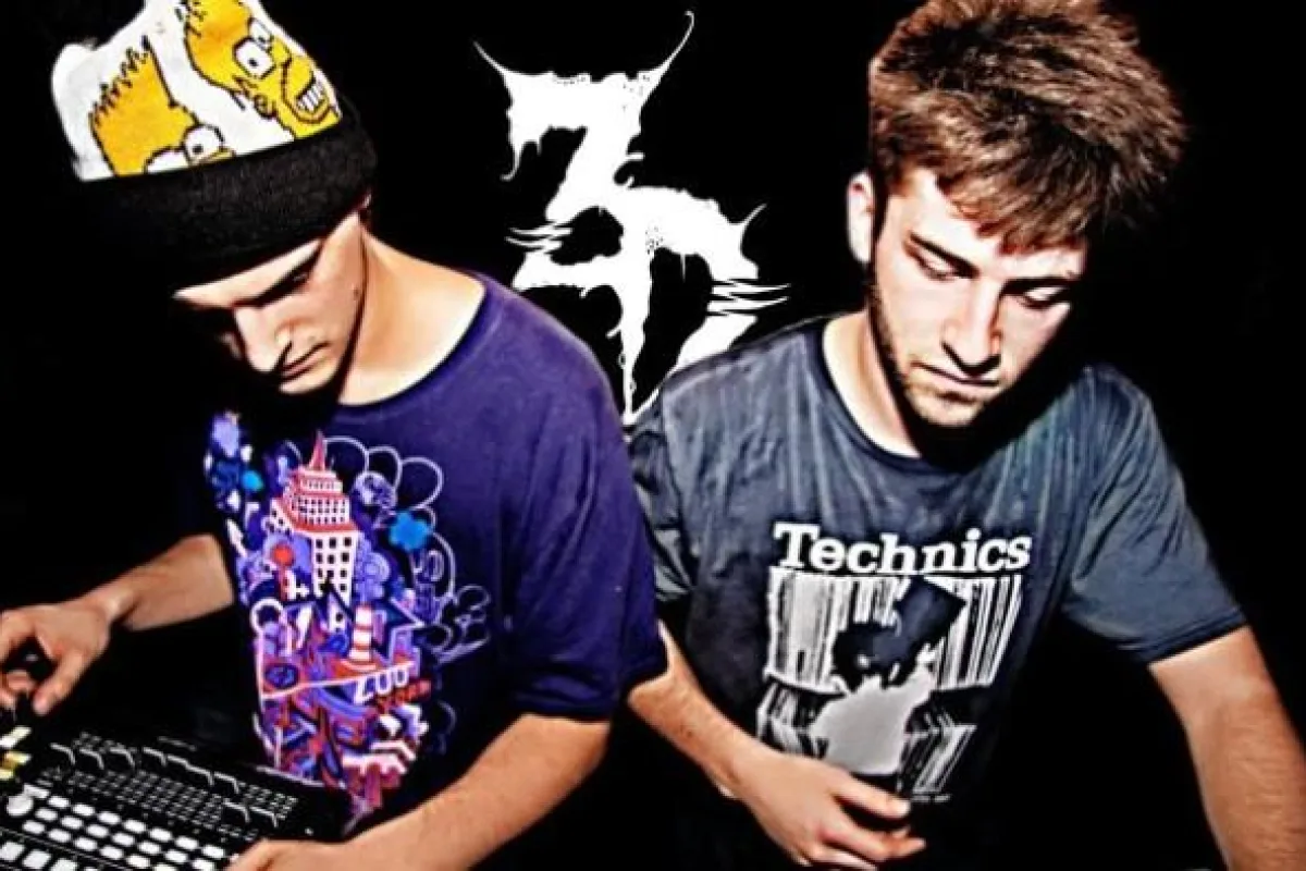 zeds dead rinse FM MIxtape