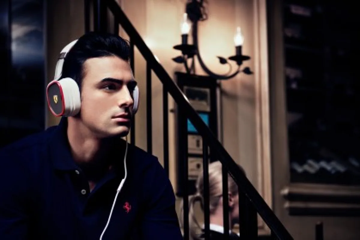 The Scuderia Ferrari Collection Adds Noise-Cancelling Headphones to Line Up