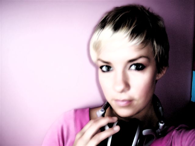leanne-pink-avante-garde